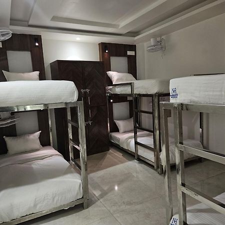 Hotel Namaste Hindustan Just A Minute Away From New Delhi Railway Station And Connaught Place Exteriör bild