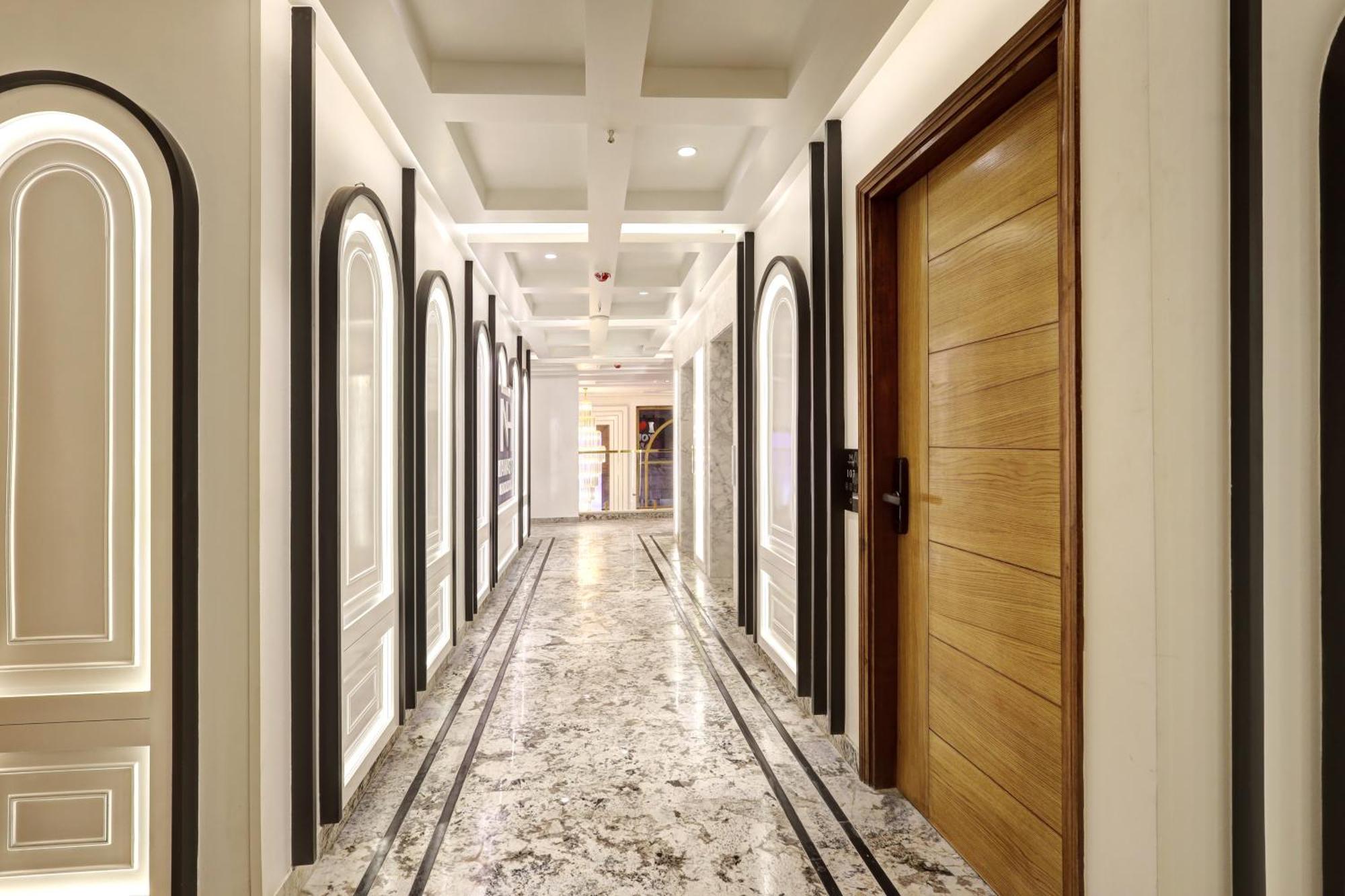 Hotel Namaste Hindustan Just A Minute Away From New Delhi Railway Station And Connaught Place Exteriör bild
